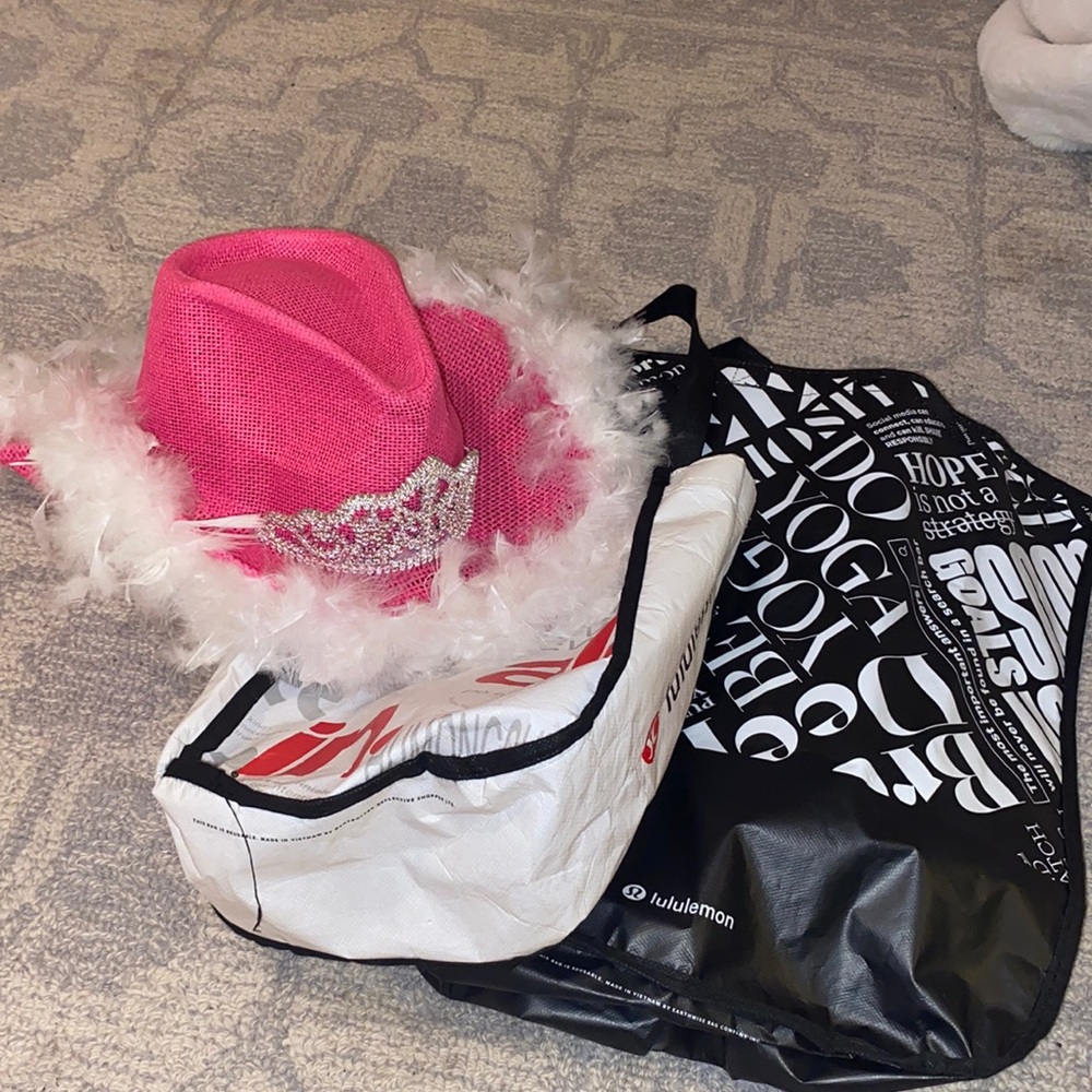 Preppy homemade pink cowboy hat and Lululemon bags!